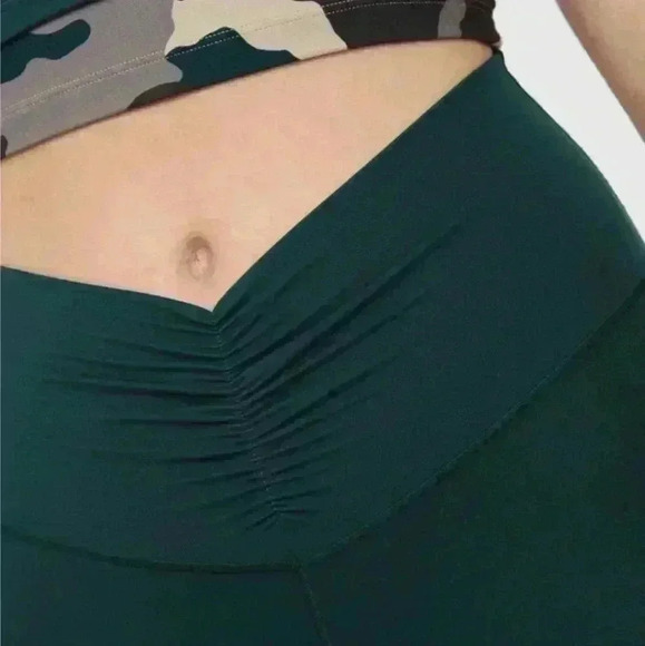 AERIE | OFFLINE Women's Mustard Brown Ruched High-Rise Flare Leggings - Picture 3 of 8